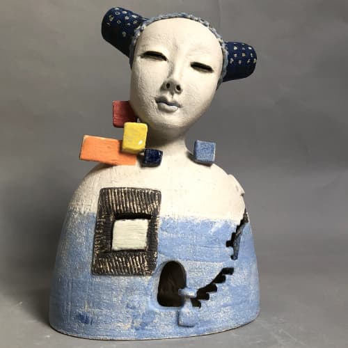 Mindfulness VI | Sculptures by Jenny Chan. Item composed of ceramic