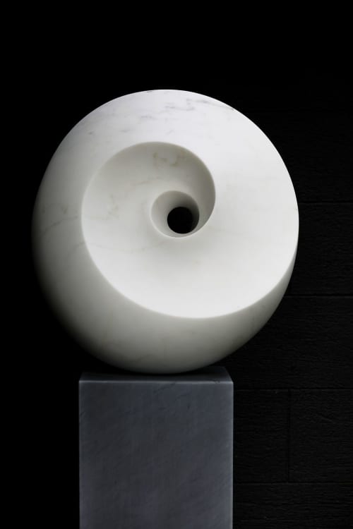 Omphalos | Sculptures by Yoko Kubrick