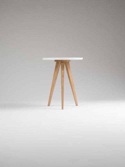 FINN 3 Round white nightstand, small accent table side table | Tables by Mo Woodwork | Stalowa Wola in Stalowa Wola. Item made of oak wood works with minimalism & mid century modern style