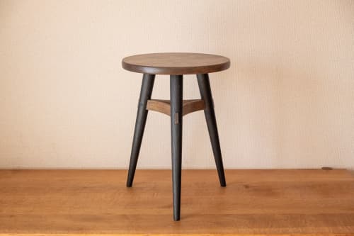 Three Leg Stool with Curved Stretchers - Black and Grey | Chairs by Big Sand Woodworking. Item made of oak wood