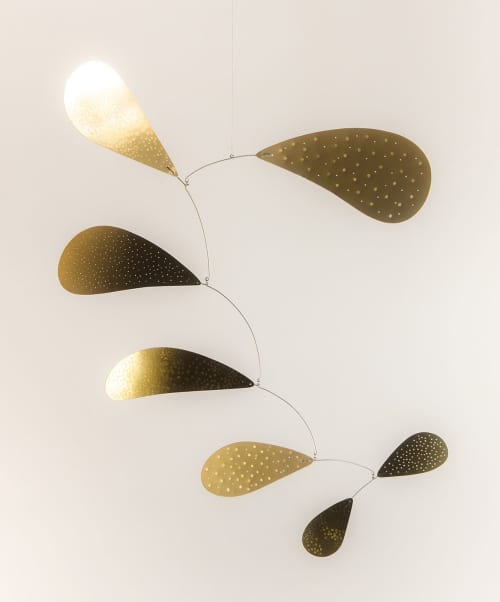 Hommage à Calder II In Gold - Kinetic Sculpture | Sculptures by Claudine Gevry Studio | Umbra & Lux in Vancouver. Item composed of aluminum