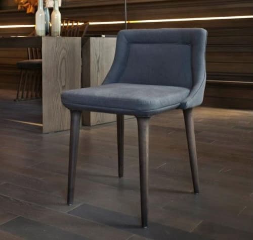 May Chair | Dining Chair in Chairs by Matriz Design