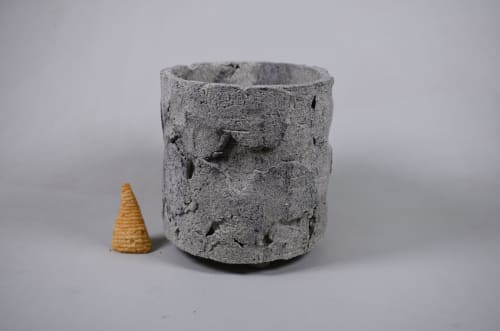 Lls-1 | Planter in Vases & Vessels by COM WORK STUDIO