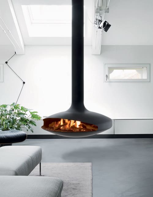 Gyrofocus Gas Suspended Fireplace | Fireplaces by European Home. Item made of metal