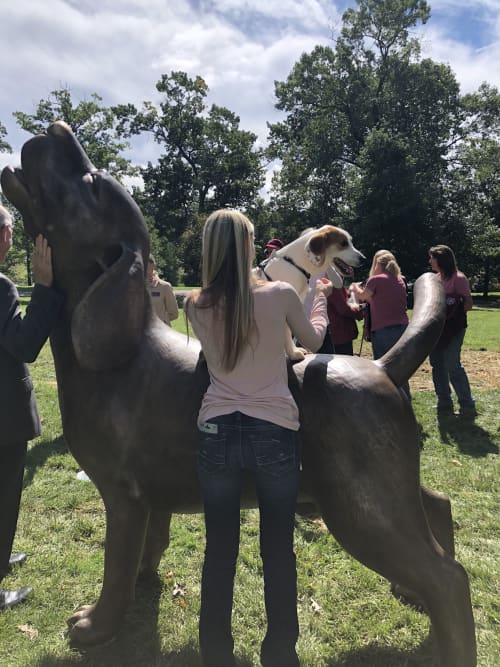 Howling Beagle | Public Sculptures by Jim Sardonis. Item made of bronze
