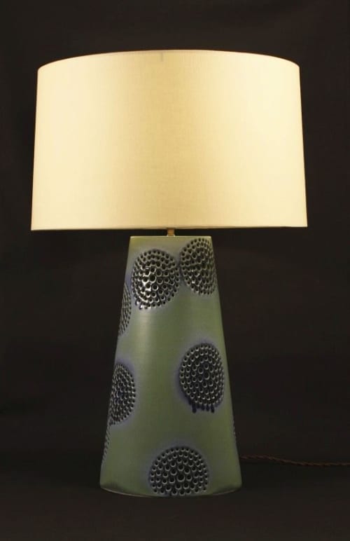 Kuku ceramic lamp | Table Lamp in Lamps by Ryan Mennealy Ceramics. Item made of stoneware