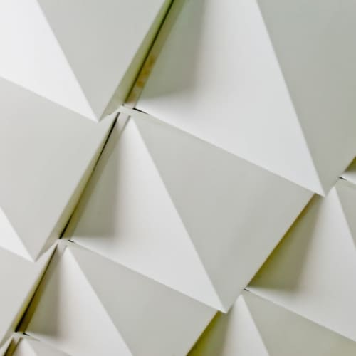 Peak Foldscapes Ceiling Tiles | Tiles by Jaime and Isaac Salm of MIO | Sony PRO Support Los Angeles at the Sony Digital Media Production Center in Los Angeles. Item made of paper