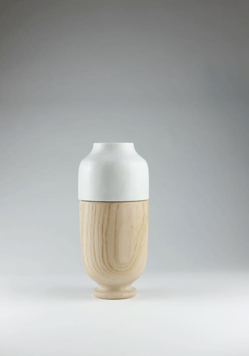 Itineranti - marmo+legno 06 | Vessels & Containers by gumdesign. Item composed of wood and marble in contemporary style