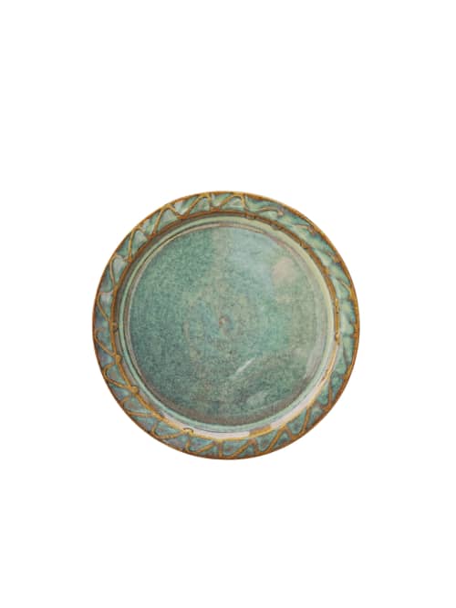 Dinner Service | Plate in Dinnerware by Castle Arch Pottery | The Castle Yard in Kilkenny. Item composed of stoneware