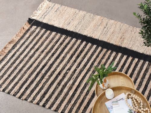 Punja Kelim - Honshu - Jute/Wool Blend- 160x230 cm | Area Rug in Rugs by Selligram. Item made of wool works with contemporary & mediterranean style