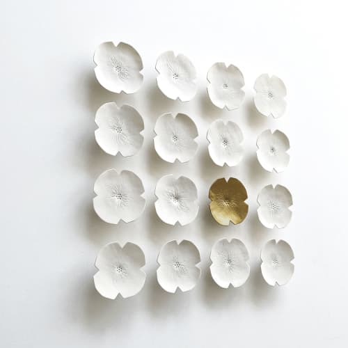 Ceramic flowers store for wall