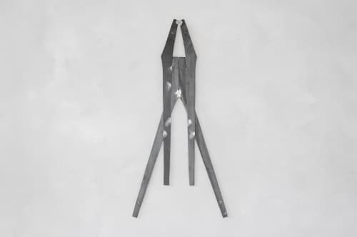 stell sculpture wall SIGNES | Sculptures by VANDENHEEDE FURNITURE-ART-DESIGN. Item composed of steel in minimalism or contemporary style