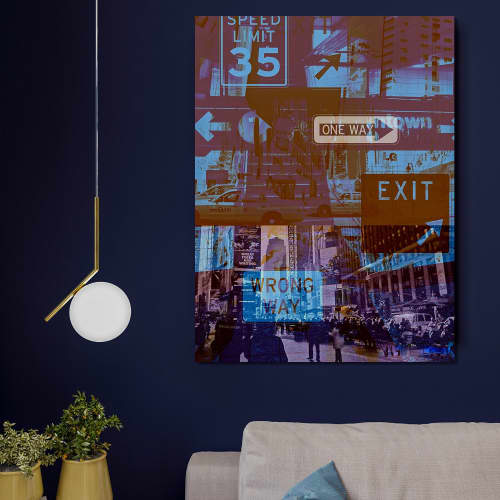 NEW YORK URBAN VI | Photography by Sven Pfrommer. Item composed of glass compatible with urban style