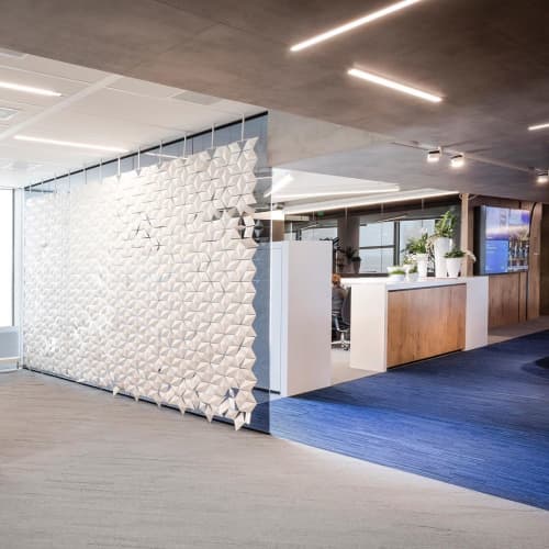 Facet hanging room divider 408 x 265cm | Decorative Objects by Bloomming, Bas van Leeuwen & Mireille Meijs | Redevco B.V. in Amsterdam. Item composed of synthetic