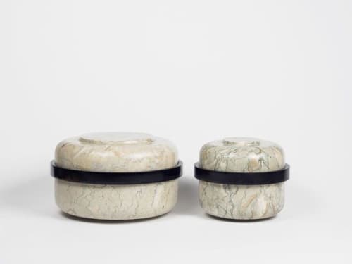 Raccolto - piccolo | Decorative Bowl in Decorative Objects by gumdesign. Item composed of marble in contemporary style
