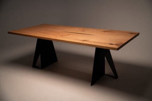 European Oak | Internal Live Edge | Dining Table in Tables by L'atelier Mata