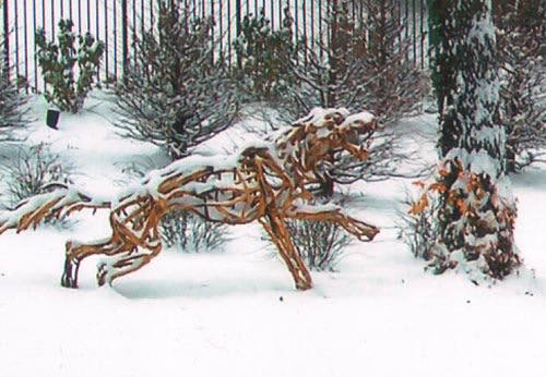 Encounter at the Overlook | Public Sculptures by Wendy Klemperer Art Inc. Item made of steel