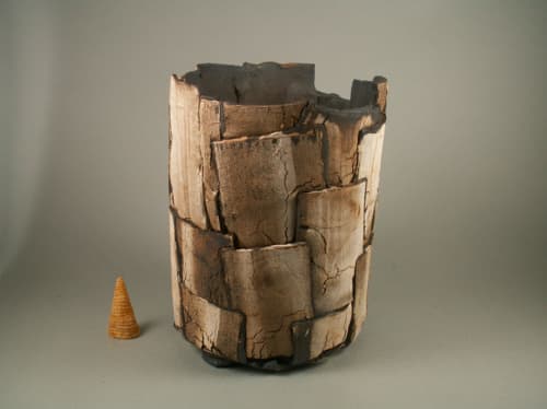 Ch4.5-3 | Planter in Vases & Vessels by COM WORK STUDIO