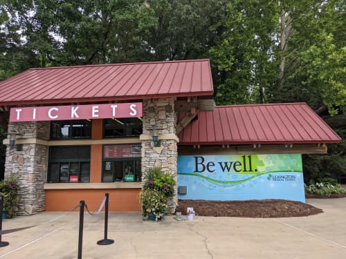 Lexington Medical Center "Be Well' Campaign Murals | Murals by Christine Crawford | Christine Creates