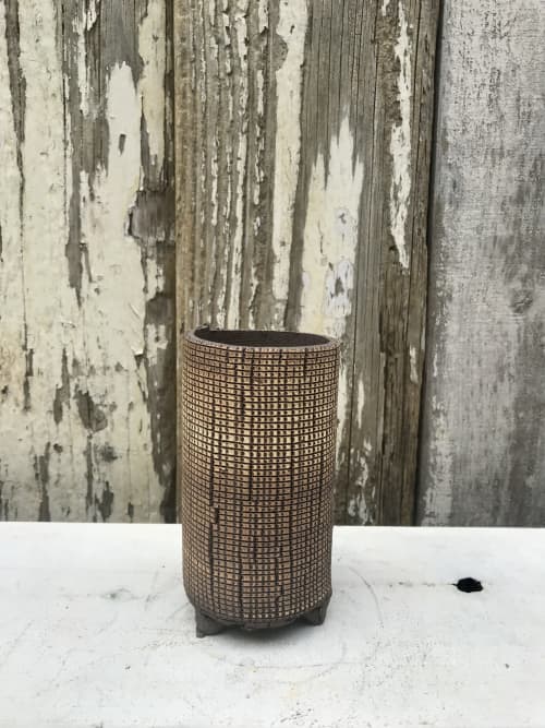 Cmt-8 | Planter in Vases & Vessels by COM WORK STUDIO
