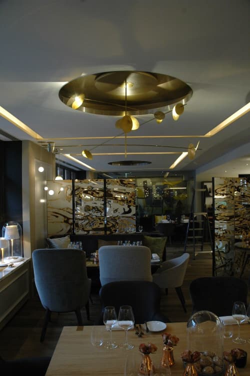 Ovni | Pendants by Ombre Portée | Hotel Sofitel Legend The Grand Amsterdam in Amsterdam. Item composed of brass