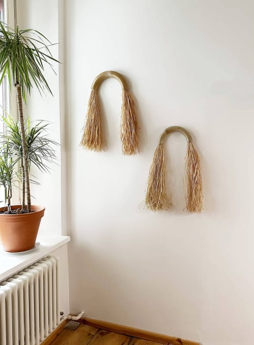 Ceramic Arch With Raffia  | Beige | L | Ornament in Decorative Objects by Dörte Bundt. Item composed of ceramic in boho or mid century modern style