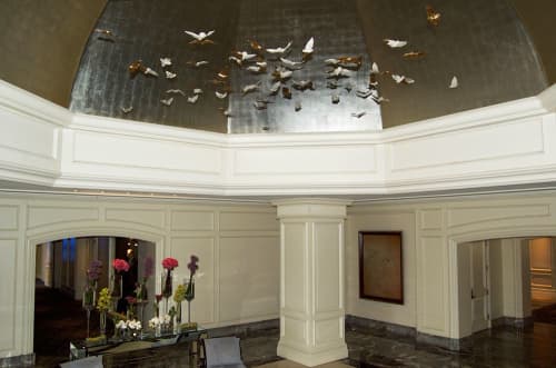 Aurelia | Sculptures by James Aarons. Item made of ceramic