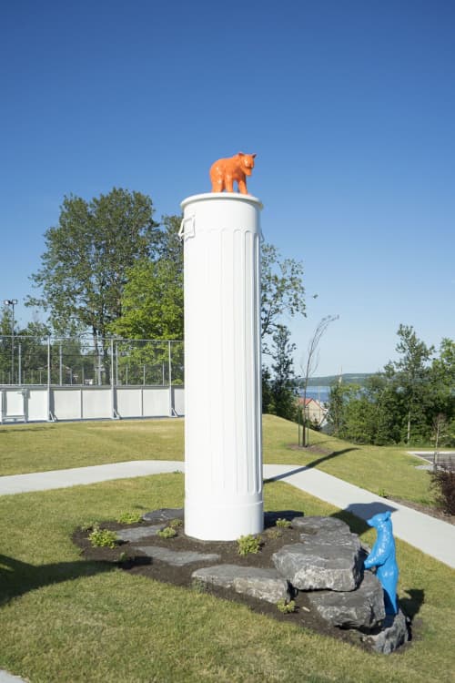 LE BANQUET | Public Sculptures by COOKE-SASSEVILLE. Item composed of aluminum