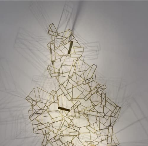 Ossature | Sconces by Ombre Portée | Le Plan B - Lyon Brotteaux in Lyon. Item made of brass