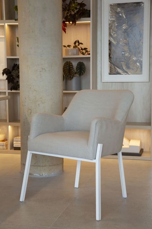 Flair Met Chair | Armchair in Chairs by Matriz Design