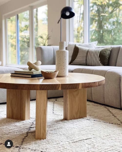 Round white and wood 2024 coffee table