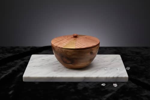 Walnut & Gold Leaf Lidded Vessel – Hand‑Turned | Decorative Bowl in Decorative Objects by Holzkunst Samuel Meisinger. Item works with art deco & modern style