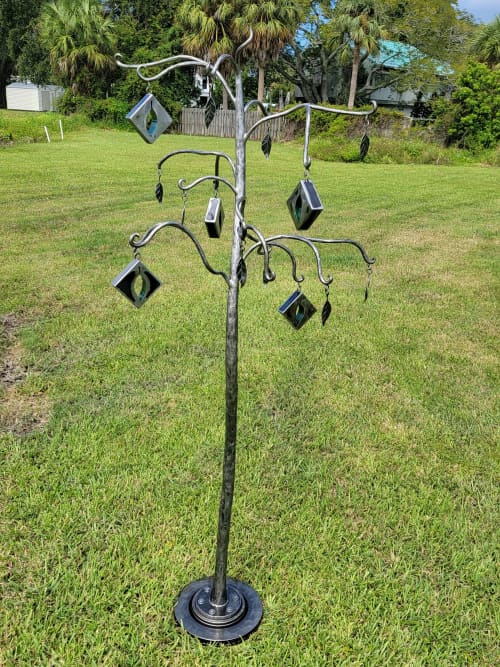 Nature Unboxed | Public Sculptures by Don Kenworthy. Item made of steel compatible with contemporary style