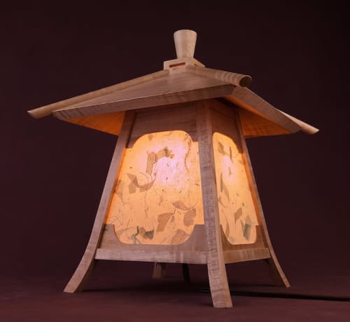 Japanese Lamp / Lantern In Curly Maple Wood -"Kodama" | Table Lamp in Lamps by Studio Straylight. Item composed of maple wood & paper compatible with japandi and asian style