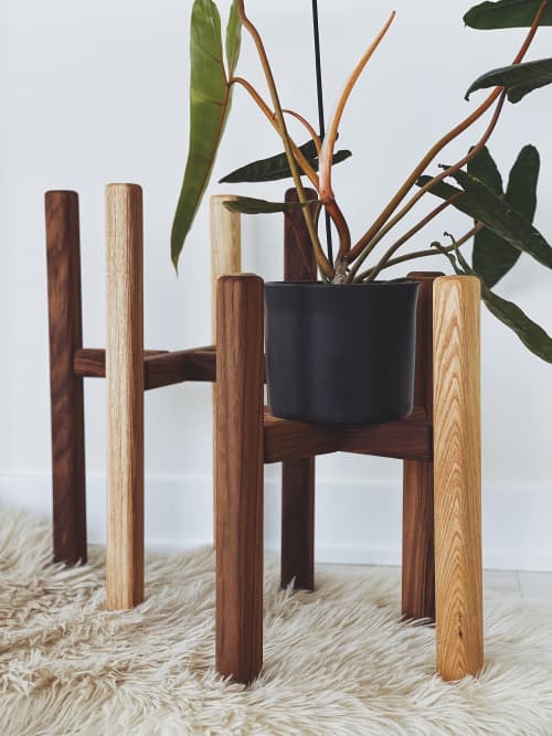 Plant Stand Indoor | Plants & Landscape by ROOM-3. Item composed of maple wood