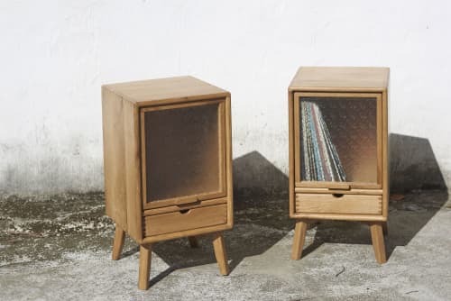 005_kin (vinyl records cabinet) | Storage by CHICHOIMAO. Item composed of oak wood & glass compatible with minimalism and contemporary style