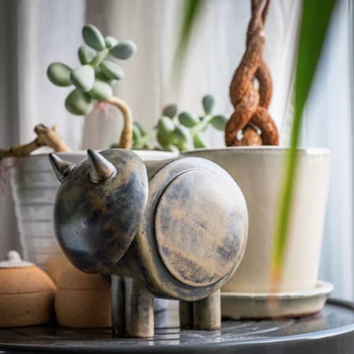 Bully | Sculptures by Keavy Murphree. Item composed of stoneware