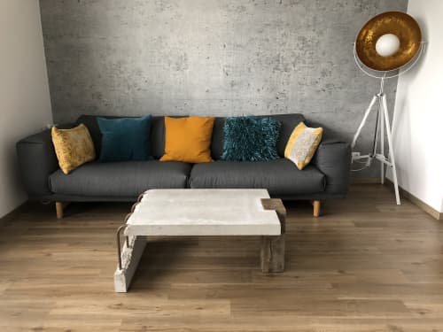 Mills No.2995-004 | Coffee Table in Tables by Stephan Schmitz / adorTable. Item composed of wood & steel