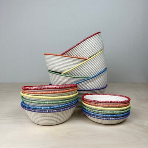 Set of 6 decorative cotton rope bowls with coloured trim | Decorative Bowl in Decorative Objects by Crafting the Harvest. Item made of cotton works with boho & country & farmhouse style