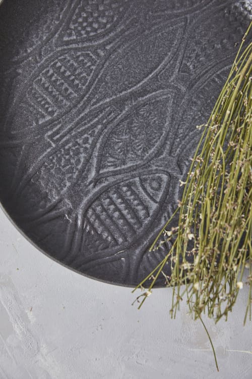 Large Black Ceramic Serving Platter | Serveware by ShellyClayspot. Item made of ceramic works with contemporary style