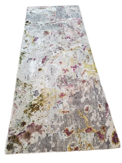 Slayton (Eris) | Area Rug in Rugs by WOVEN CONCEPTS. Item composed of wool and fiber