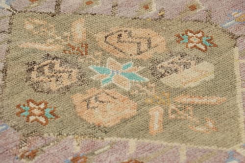 Vintage Oushak Square Rug with Geometric Floral Medallion | Area Rug in Rugs by Rug and Kilim