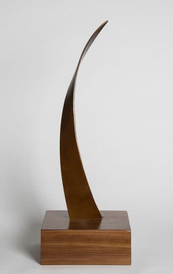 On Point 11 | Sculptures by Joe Gitterman Sculpture. Item made of bronze