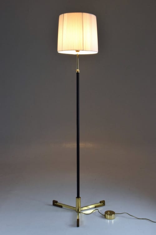 Lao-F1 | Floor Lamp in Lamps by Jonathan Amar Studio | Spirit Gallery in Salé. Item made of brass