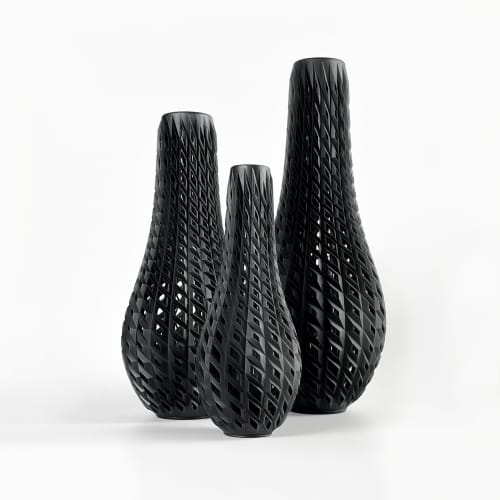 Modern Vase "CONE" Set of 3 Vases, made of Bio Resin, German | Vases & Vessels by Studio Plönzke. Item works with minimalism & contemporary style