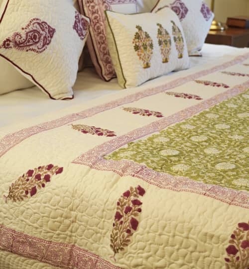 Green Ditsy - Poppies Quilt | Linens & Bedding by Jaipur Bloc House. Item composed of cotton