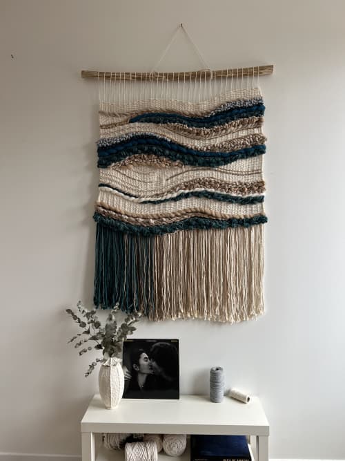 Modern Wall Hanging ''Ocean meets Sand'' | Wall Hangings by Tissage Sauvage. Item composed of wood and cotton in boho or country & farmhouse style