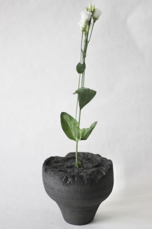 The Black Dome by ZHENI Wescover Planters & Vases