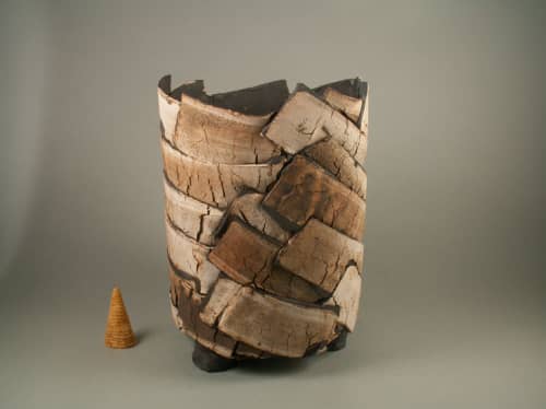 Ch4.5-2 | Planter in Vases & Vessels by COM WORK STUDIO