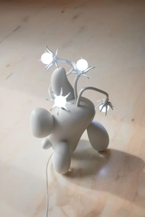 La Fleur Fanée - white | Table Lamp in Lamps by Vincent Decat. Item in contemporary style
